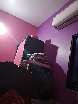 ind hero online show from October 27, 5:59 pm