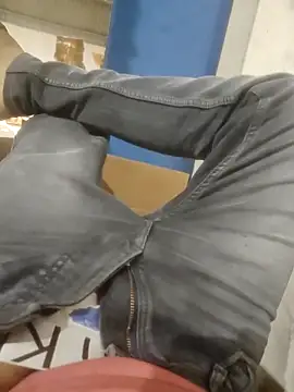 Veer555 online show from April 30, 11:53 pm