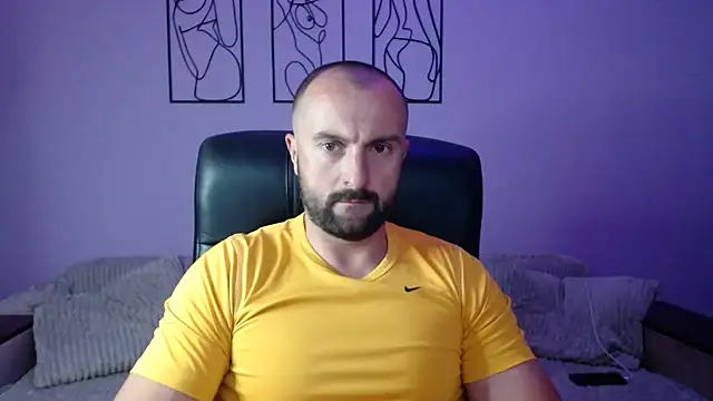 brindlefly6969 online show from July 23, 10:23 am