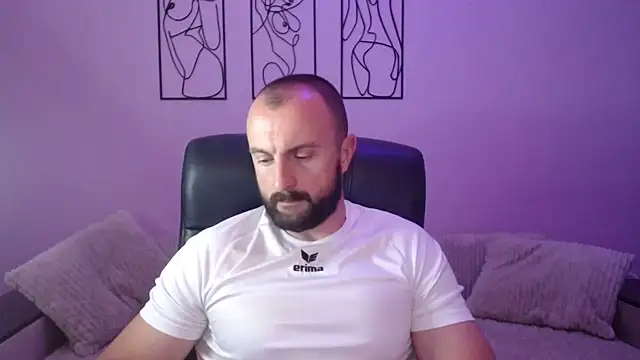 brindlefly6969 online show from June 26, 10:51 am
