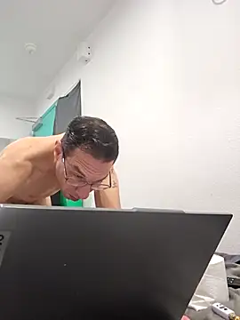 Iliketocooksquirt25 online show from November 28, 11:45 am