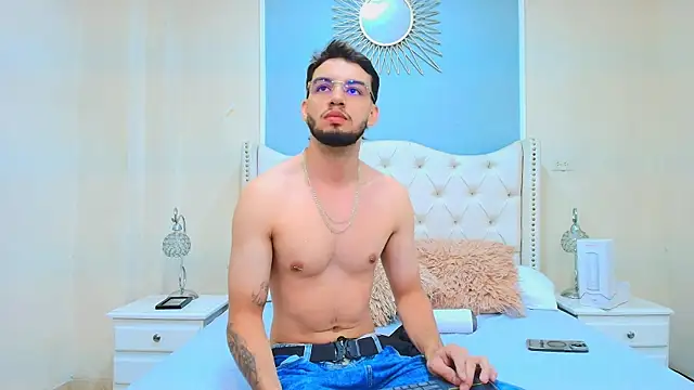 Michael magno online show from November 11, 8:03 pm