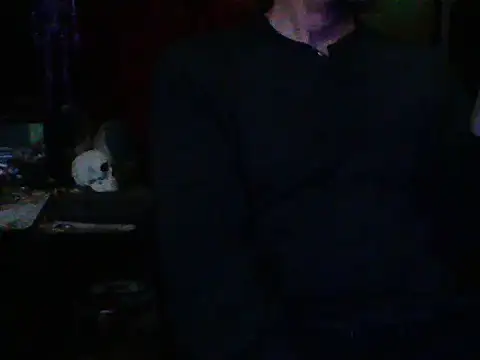 Snapshot of mrdemoncrowly chatting on October 17, 5:11 am mrdemoncrowly online show from October 17, 5:11 am
