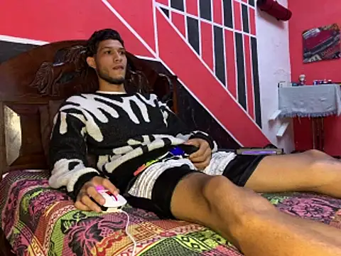 tanned boy online show from June 11, 9:51 am