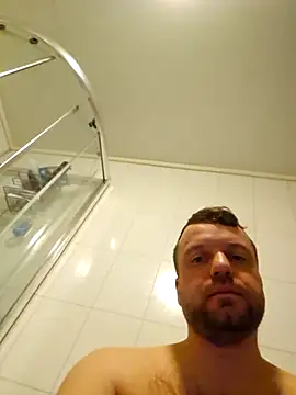 Machoviking1 online show from April 17, 7:55 am