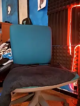 Themadhatter90 online show from February 8, 1:54 pm