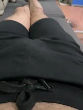 hitlar1026 online show from October 31, 4:43 pm