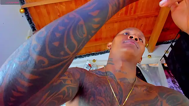 esteveen ortegas  online show from March 15, 3:18 pm