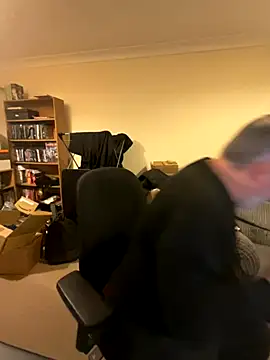 LondonTeffy online show from November 11, 10:26 pm