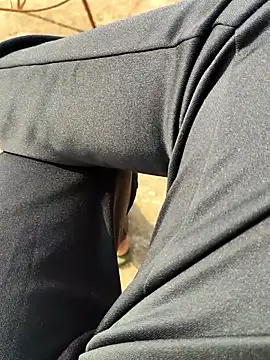 Brown Munda047 online show from January 6, 5:33 am