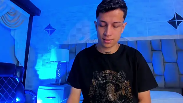 AgarEvans online show from March 6, 4:42 am