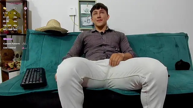Snapshot of jacques_cardiet chatting on September 22, 9:47 pm jacques cardiet online show from September 22, 9:47 pm