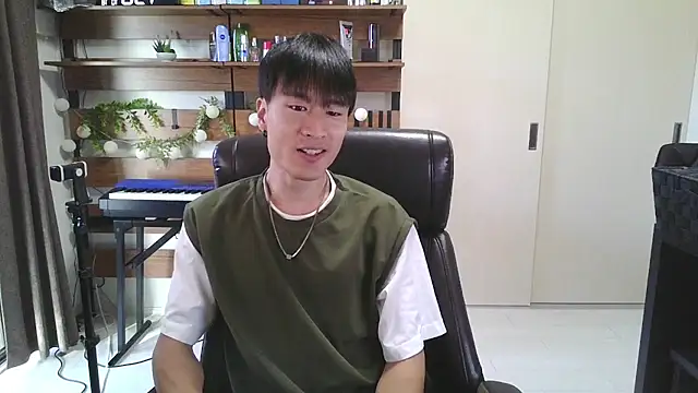Snapshot of IroManager chatting on October 17, 10:58 pm IroManager online show from October 17, 10:58 pm