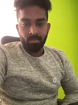 Handsomehunk 4U online show from December 4, 7:39 am