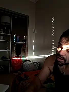 Zander823 online show from February 9, 12:43 pm