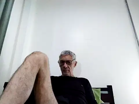 Snapshot of BIGUNCUTHARDCOCK chatting on January 11, 10:51 am BIGUNCUTHARDCOCK online show from January 11, 10:51 am