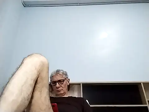 Snapshot of BIGUNCUTHARDCOCK chatting on September 22, 6:13 am BIGUNCUTHARDCOCK online show from September 22, 6:13 am