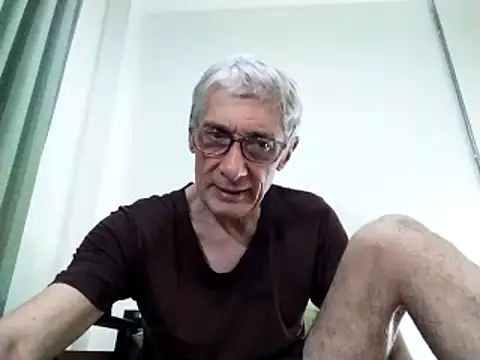 Snapshot of BIGUNCUTHARDCOCK chatting on February 7, 11:45 am BIGUNCUTHARDCOCK online show from February 7, 11:45 am