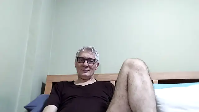 BIGUNCUTHARDCOCK online show from November 17, 7:11 am