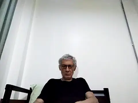 Snapshot of BIGUNCUTHARDCOCK chatting on February 24, 1:31 pm BIGUNCUTHARDCOCK online show from February 24, 1:31 pm