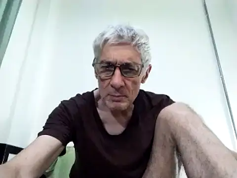 Snapshot of BIGUNCUTHARDCOCK chatting on February 4, 10:32 am BIGUNCUTHARDCOCK online show from February 4, 10:32 am