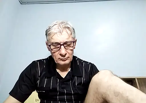 Snapshot of BIGUNCUTHARDCOCK chatting on September 12, 2:33 am BIGUNCUTHARDCOCK online show from September 12, 2:33 am