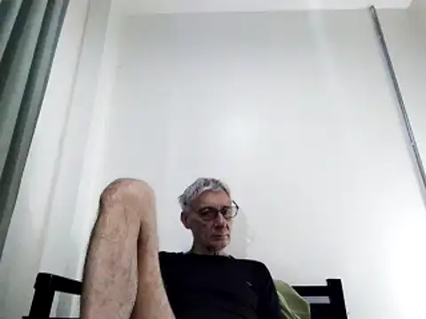 Snapshot of BIGUNCUTHARDCOCK chatting on February 2, 12:19 am BIGUNCUTHARDCOCK online show from February 2, 12:19 am