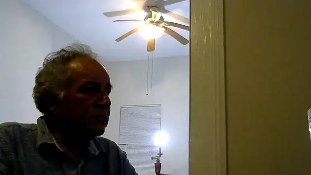 Snapshot of XXCUTHULU23 chatting on October 6, 6:29 am XXCUTHULU23 online show from October 6, 6:29 am