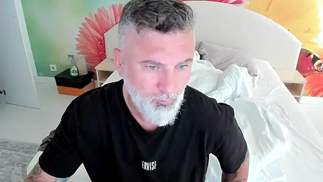 BlowMyXXL online show from November 21, 10:47 am