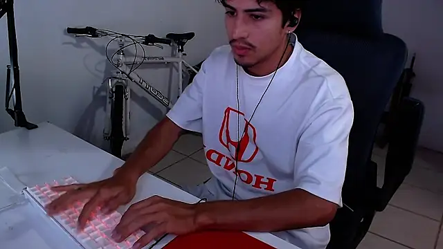 Thieves9 online show from October 31, 7:06 pm