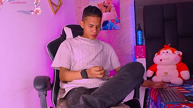 dilan alfonzo online show from February 28, 4:33 am