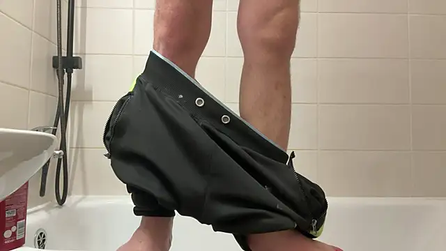 czruz online show from October 31, 2:46 am