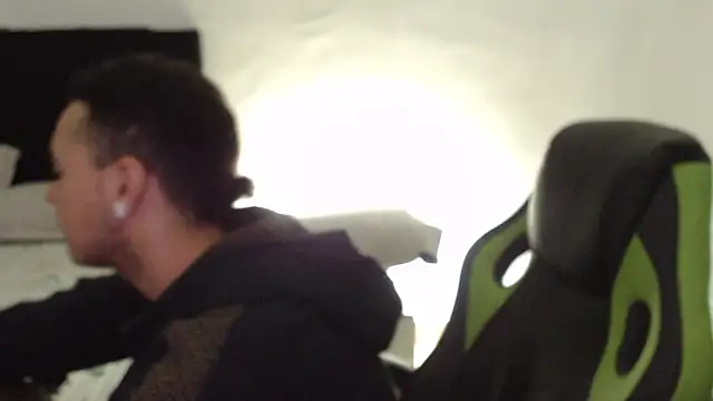 male pussy online show from February 13, 11:43 pm