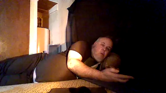 Nightshade7712 online show from December 2, 4:26 am