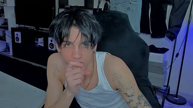 MarkBrowniii online show from April 13, 3:29 am