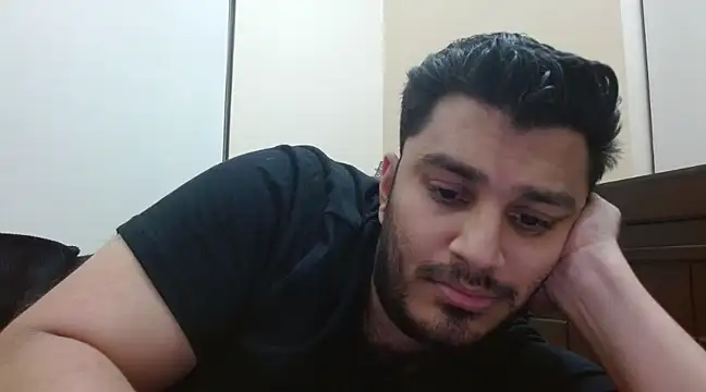 Snapshot of robintoit chatting on March 22, 6:36 pm robintoit online show from March 22, 6:36 pm