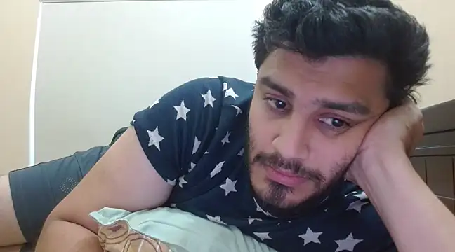 Snapshot of robintoit chatting on February 18, 5:42 am robintoit online show from February 18, 5:42 am