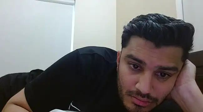Snapshot of robintoit chatting on March 17, 3:14 am robintoit online show from March 17, 3:14 am