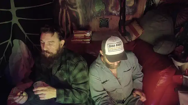 Armyexhibitionistvet online show from November 17, 3:04 pm