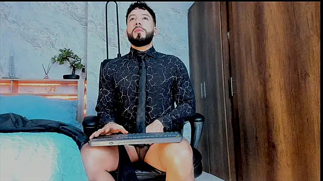 bruno woods online show from December 7, 1:04 am