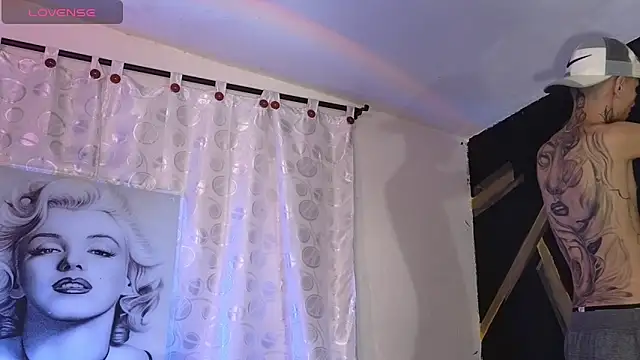 Snapshot of Stuart_Boy_ chatting on March 8, 12:17 pm Stuart Boy online show from March 8, 12:17 pm