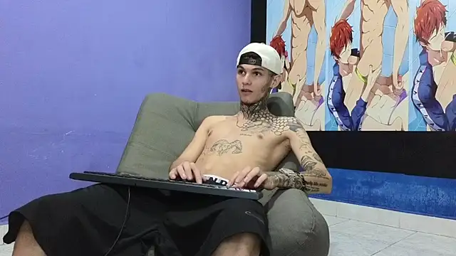 Snapshot of Stuart_Boy_ chatting on December 27, 12:07 am Stuart Boy online show from December 27, 12:07 am