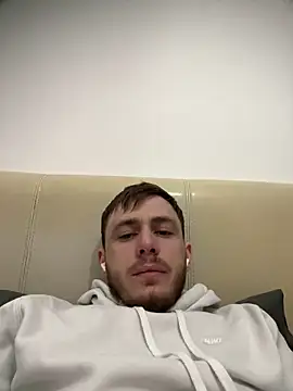 Julian128 online show from March 3, 10:07 pm