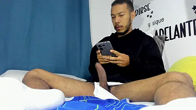 Aronxxs online show from October 25, 10:50 am