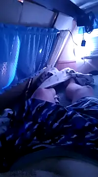 hothippie420 online show from December 7, 3:08 pm