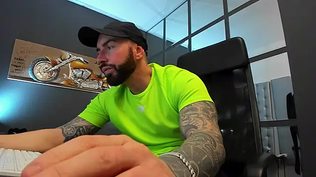 AronGrant online show from January 22, 9:57 am