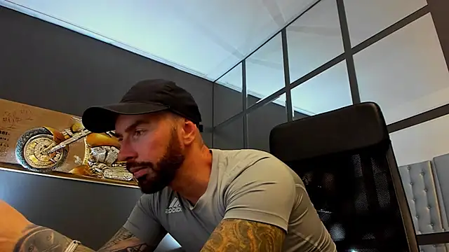 AronGrant online show from September 28, 9:07 am