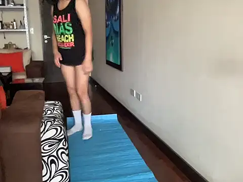 littlelatinhunter online show from January 15, 12:20 pm