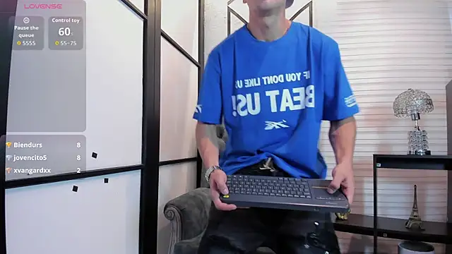 JuniorMorris  online show from October 30, 9:16 pm