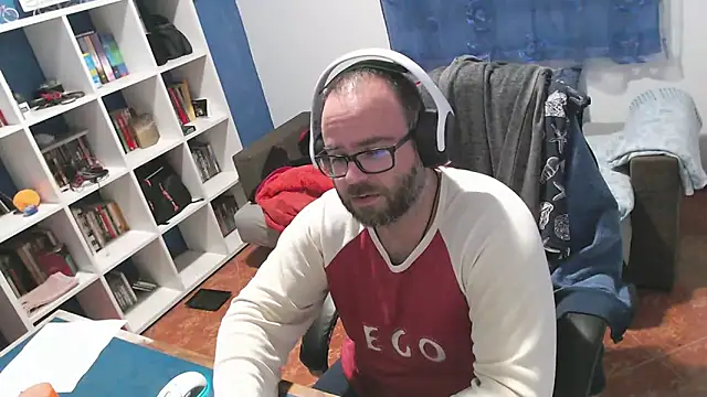 ravingr4d4 online show from December 2, 12:14 am